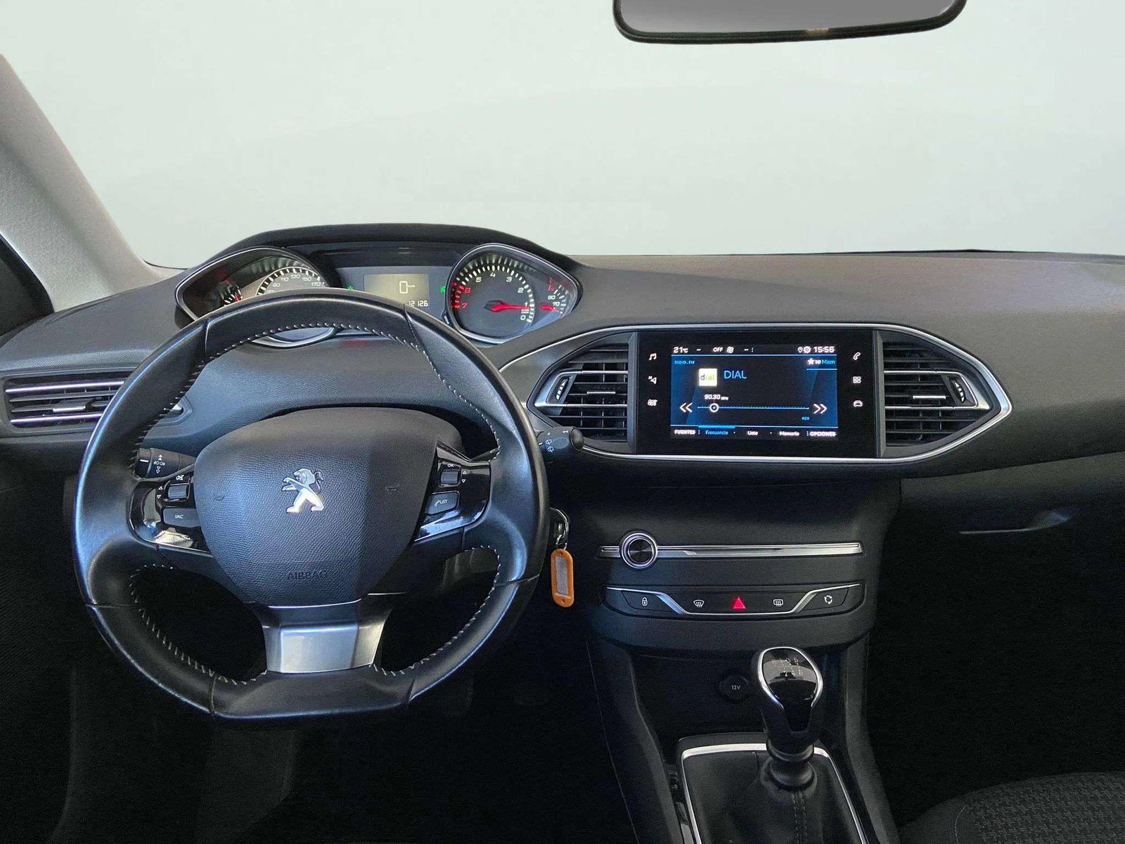 https://cdn-flexicar.caraffinity.it/public_appraisal_images_pro/images/stock/183156/Zus1O8kMIF__WhatsApp Image 2025-10-14 at 16.13.08.jpg